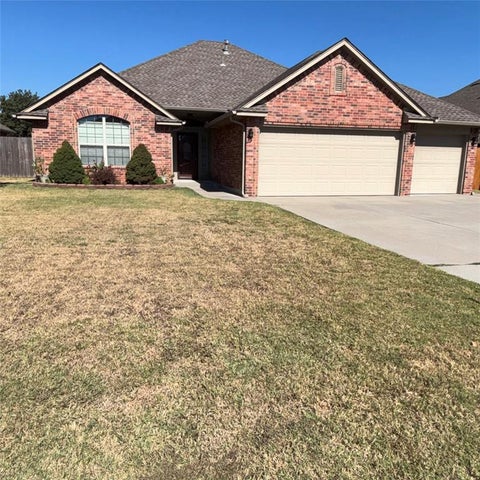 Photo of 10823 Garrett Cole Drive, Midwest City, OK 73130 (MLS # 1253208)