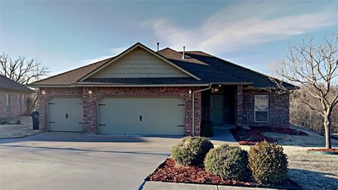 Photo of 2613 Green Canyon Drive, Edmond, OK 73013 (MLS # 1226477)