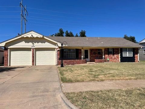 Photo of 2309 SW 82nd Street, Oklahoma City, OK 73159 (MLS # 1229500)