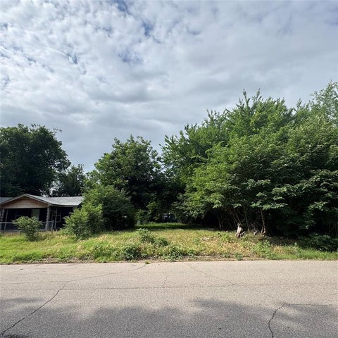 Photo of SW 11th & Drexel, Oklahoma City, OK 73160 (MLS # 1236861)