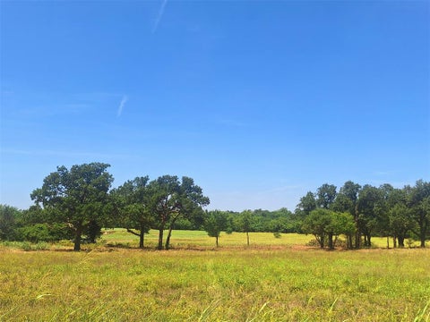 Photo of 6242 Lake Breeze Drive, Guthrie, OK 73044 (MLS # 1253293)