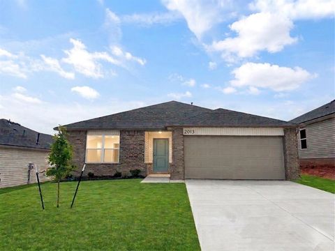 Photo of 2013 Chandler Meadows Drive, Chandler, OK 74834 (MLS # 1216975)
