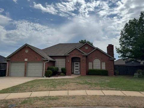 Photo of 1505 Shrill Court, Norman, OK 73071 (MLS # 1229686)