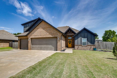Photo of 1711 W Blake Way, Mustang, OK 73064 (MLS # 1238324)