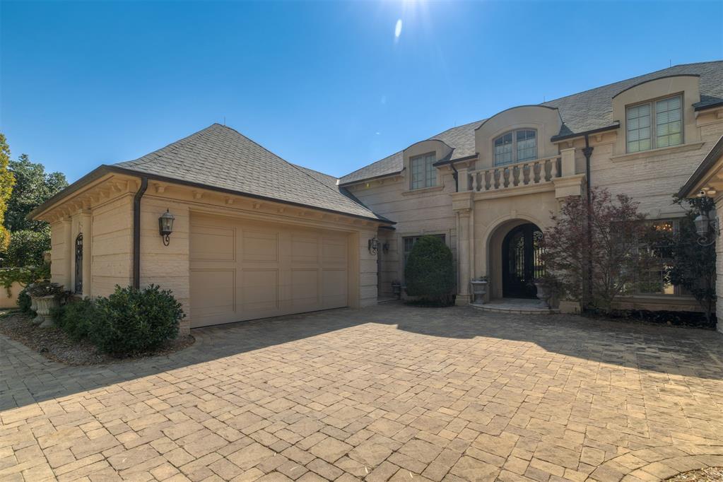 2404 NW Grand Circle Circle