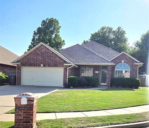 Photo of 12209 Village Lane, Oklahoma City, OK 73170 (MLS # 1230027)