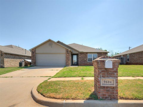 Photo of 9604 Kindsey Avenue, Oklahoma City, OK 73160 (MLS # 1244231)