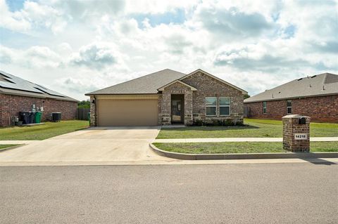 Photo of 14218 Babbling Brook Drive, Piedmont, OK 73078 (MLS # 1224242)