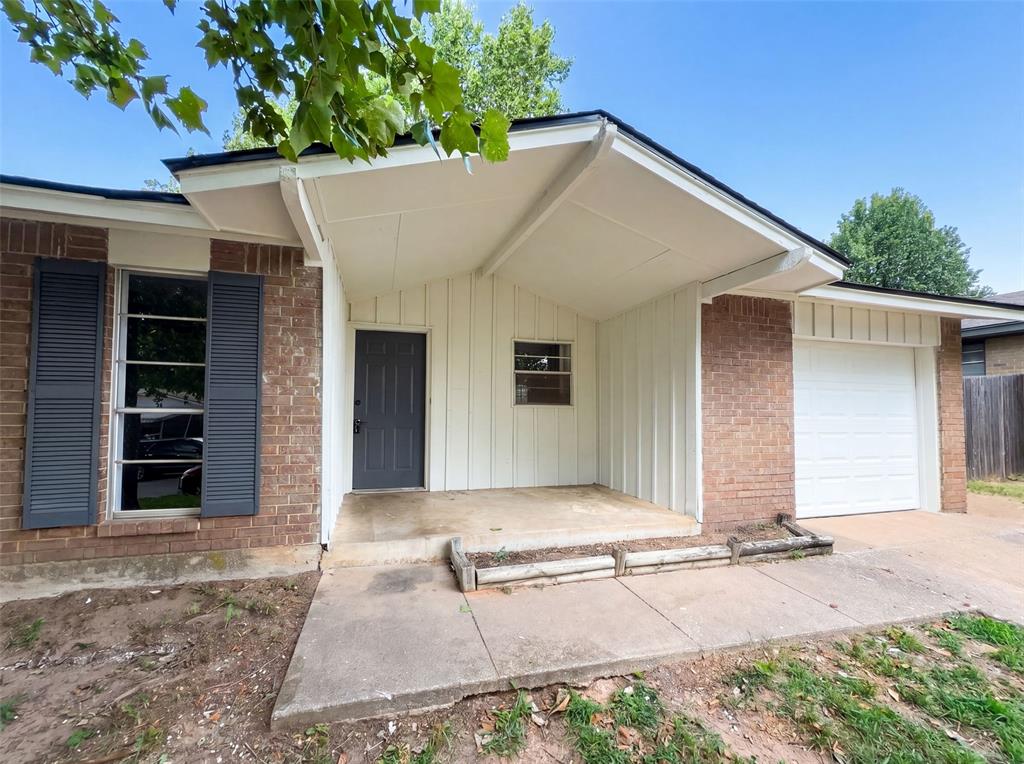 Photo 1 of 23 — 1513 N Bradley Avenue, Oklahoma City, OK 73127