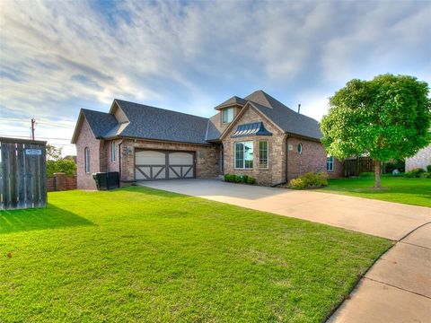 Photo of 2812 Verona Court, Edmond, OK 73034 (MLS # 1227315)