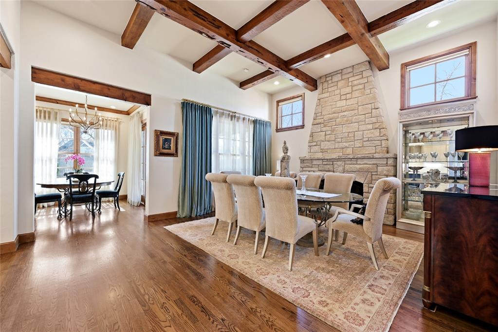 Nichols Hills, Oklahoma, 73120, United States, 4 Bedrooms Bedrooms, ,4 BathroomsBathrooms,Residential,Active,2019456