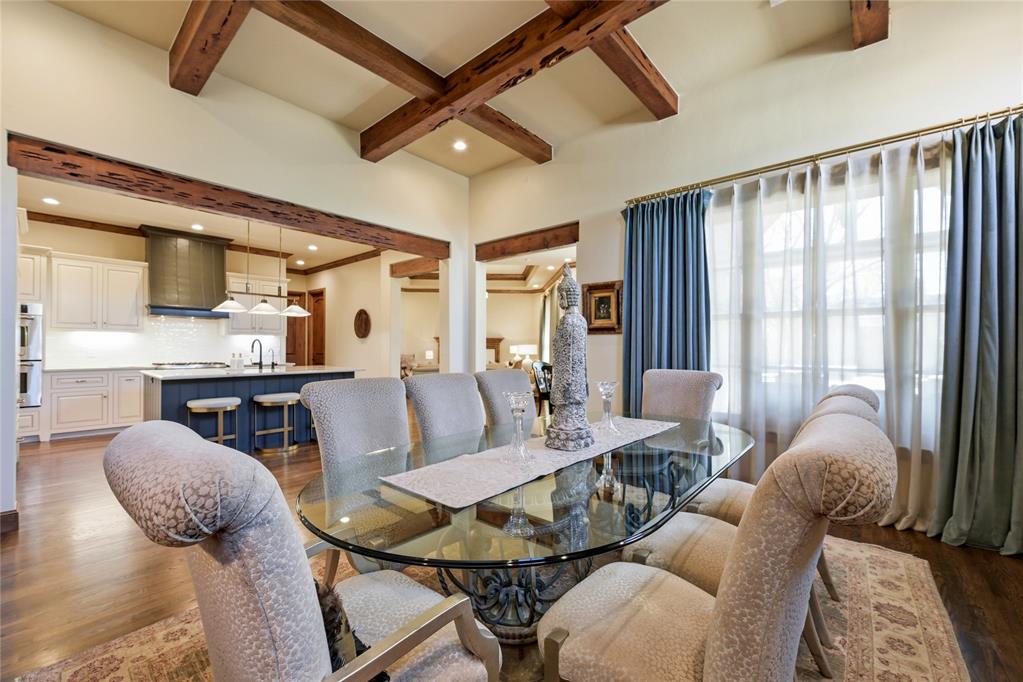 Nichols Hills, Oklahoma, 73120, United States, 4 Bedrooms Bedrooms, ,4 BathroomsBathrooms,Residential,Active,2019456
