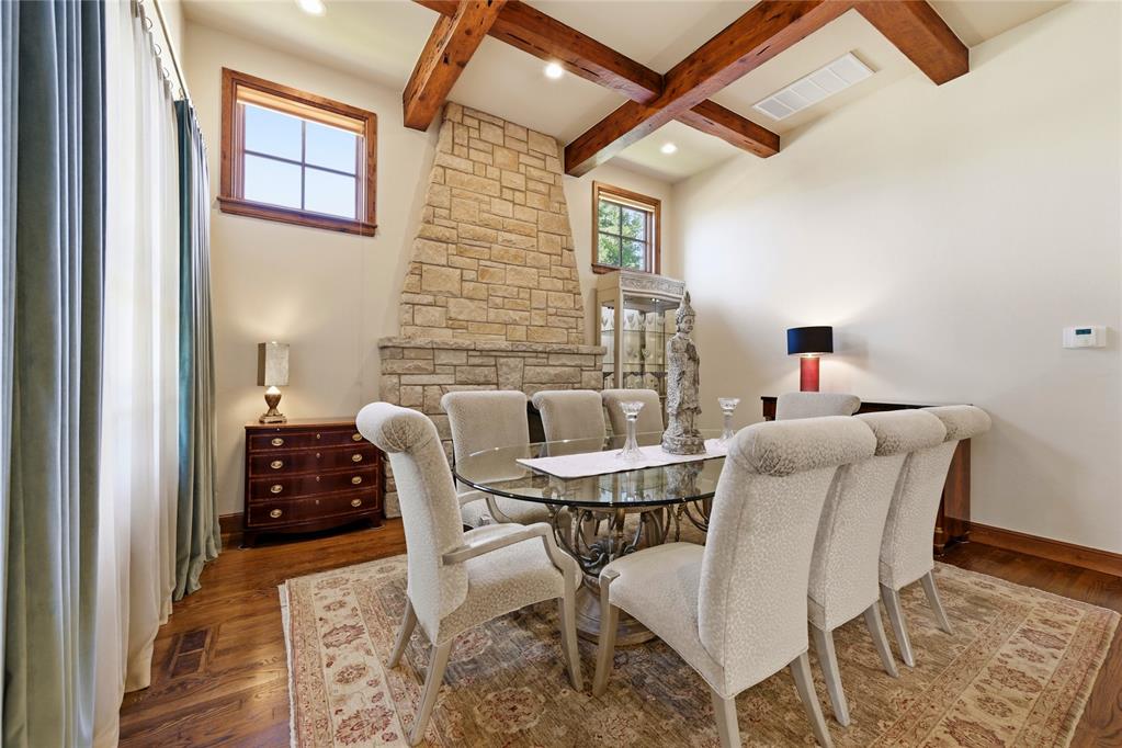 Nichols Hills, Oklahoma, 73120, United States, 4 Bedrooms Bedrooms, ,4 BathroomsBathrooms,Residential,Active,2019456