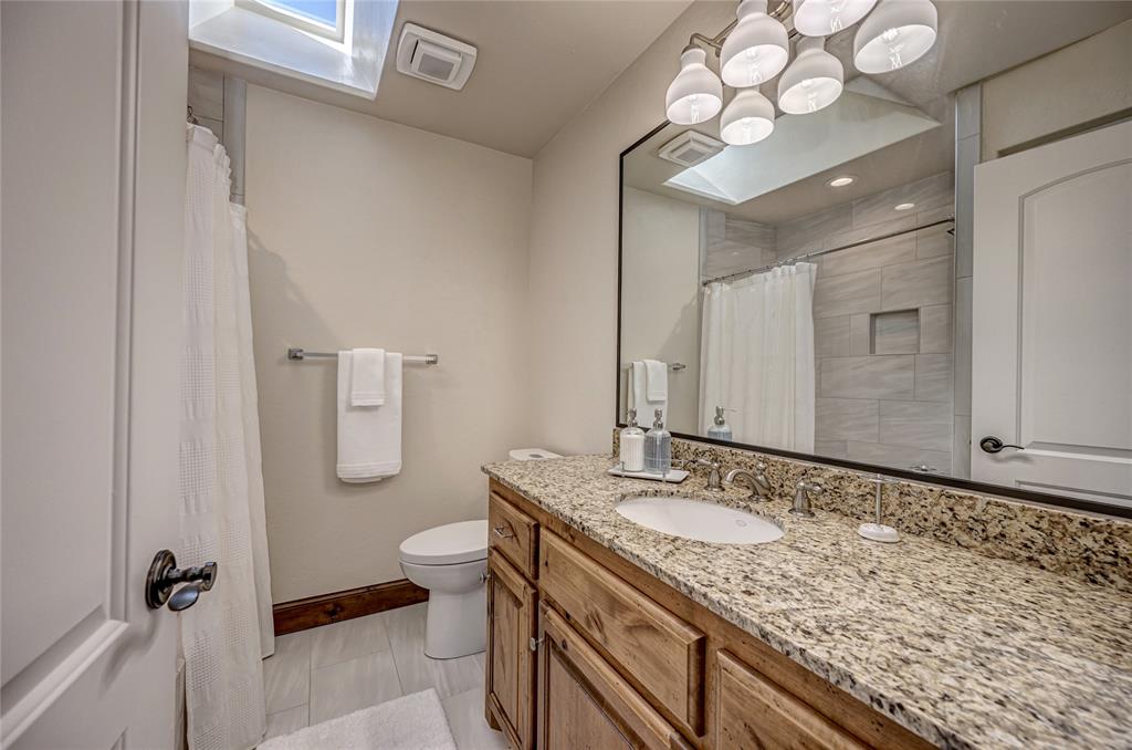 Nichols Hills, Oklahoma, 73120, United States, 4 Bedrooms Bedrooms, ,4 BathroomsBathrooms,Residential,Active,2019456