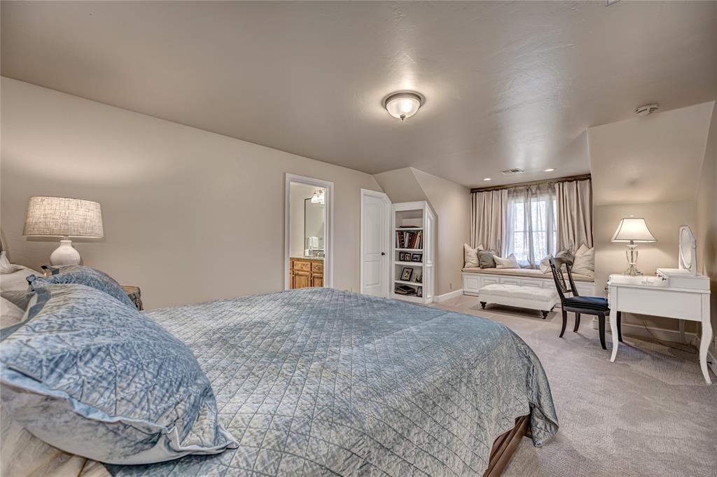 Nichols Hills, Oklahoma, 73120, United States, 4 Bedrooms Bedrooms, ,4 BathroomsBathrooms,Residential,Active,2019456
