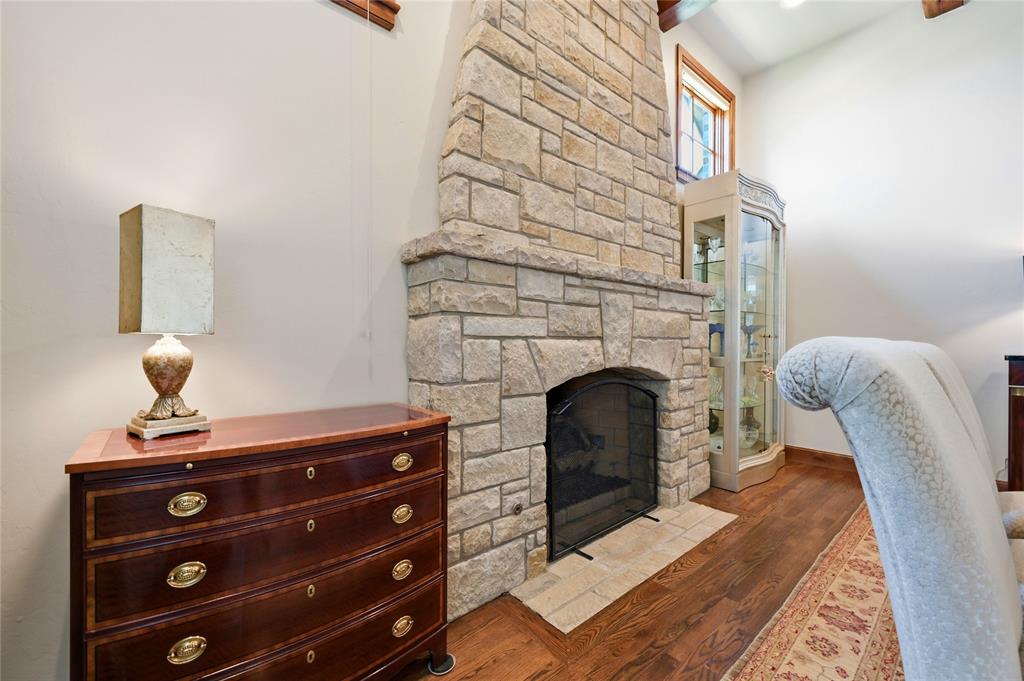 Nichols Hills, Oklahoma, 73120, United States, 4 Bedrooms Bedrooms, ,4 BathroomsBathrooms,Residential,Active,2019456