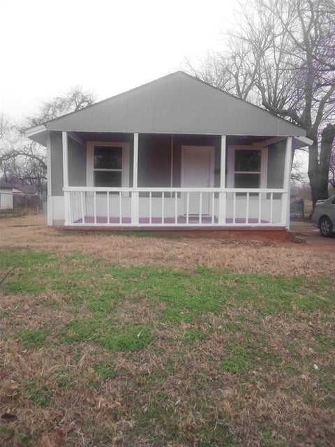 Photo of 710 SE 31st Street, Oklahoma City, OK 73129 (MLS # 1211348)