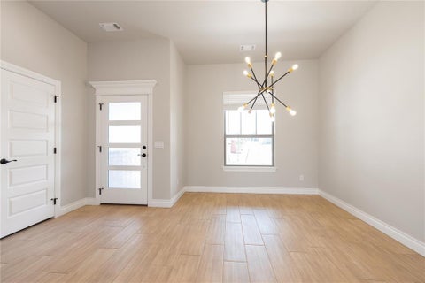 Photo of 501 Still Meadows, Guthrie, OK 73044 (MLS # 1206255)