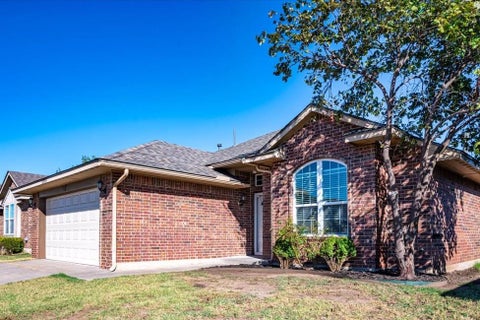 Photo of 6009 SE 78th Street, Oklahoma City, OK 73135 (MLS # 1248381)