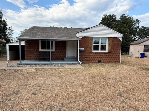 Photo of 201 W Lockheed Drive, Midwest City, OK 73110 (MLS # 1250462)
