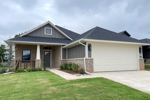 Photo of 4840 Sundowner Lane, Edmond, OK 73034 (MLS # 1235052)