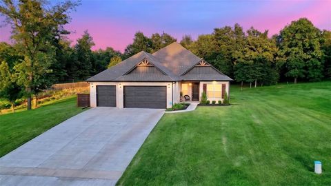 Photo of 5504 Asheville Way, Choctaw, OK 73020 (MLS # 1228158)