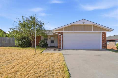 Photo of 6310 SW Park Place, Lawton, OK 73505 (MLS # 1245948)