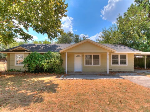 Photo of 600 E Cherry Street, Noble, OK 73068 (MLS # 1247521)