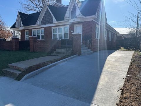Photo of 802 NW 31 Street, Oklahoma City, OK 73118 (MLS # 1191941)