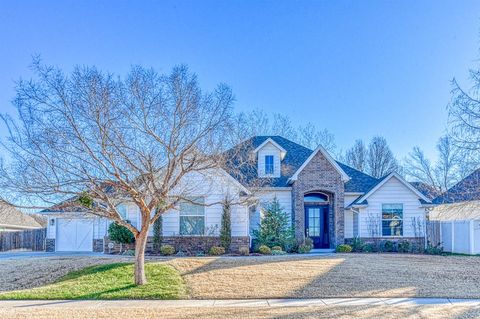 Photo of 3313 Quidnet Road, Norman, OK 73071 (MLS # 1229814)