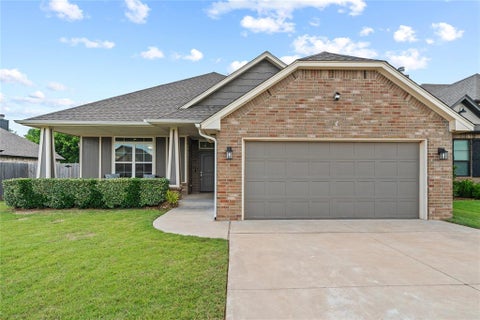Photo of 1728 W Zachary Way, Mustang, OK 73064 (MLS # 1231430)