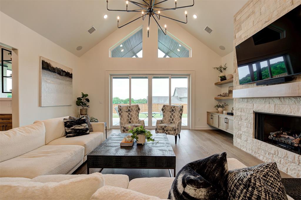 Arcadia, Oklahoma, 73007, United States, 4 Bedrooms Bedrooms, ,4 BathroomsBathrooms,Residential,Active,2044173