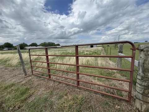 Photo of 2110 E Sooner Road, Tuttle, OK 73089 (MLS # 1223741)