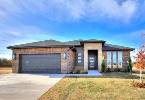 Photo of 9432 NW 75th Street, Yukon, OK 73099 (MLS # 1245093)