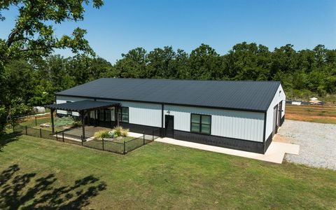 Photo of 14001 Kelly Drive, Noble, OK 73068 (MLS # 1230568)