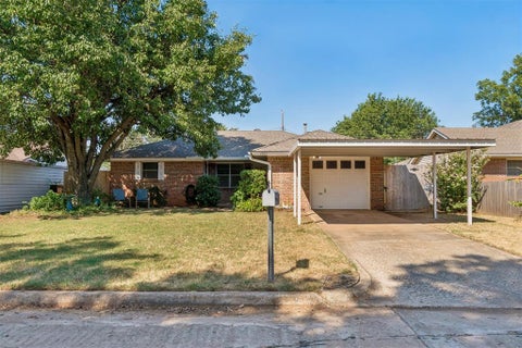 Photo of 1925 Ballad Drive, Midwest City, OK 73130 (MLS # 1246957)