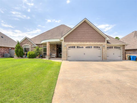 Photo of 3112 Venice Court, Norman, OK 73071 (MLS # 1238732)