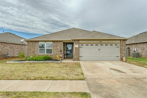 Photo of 9609 High Noon Road, Yukon, OK 73099 (MLS # 1248584)