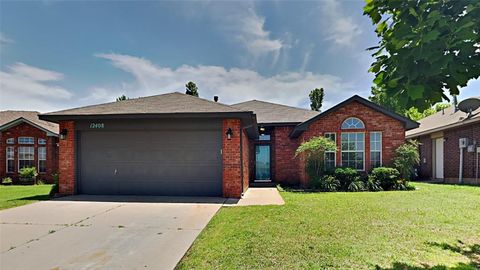Photo of 12408 SW 12th Street, Yukon, OK 73099 (MLS # 1229833)