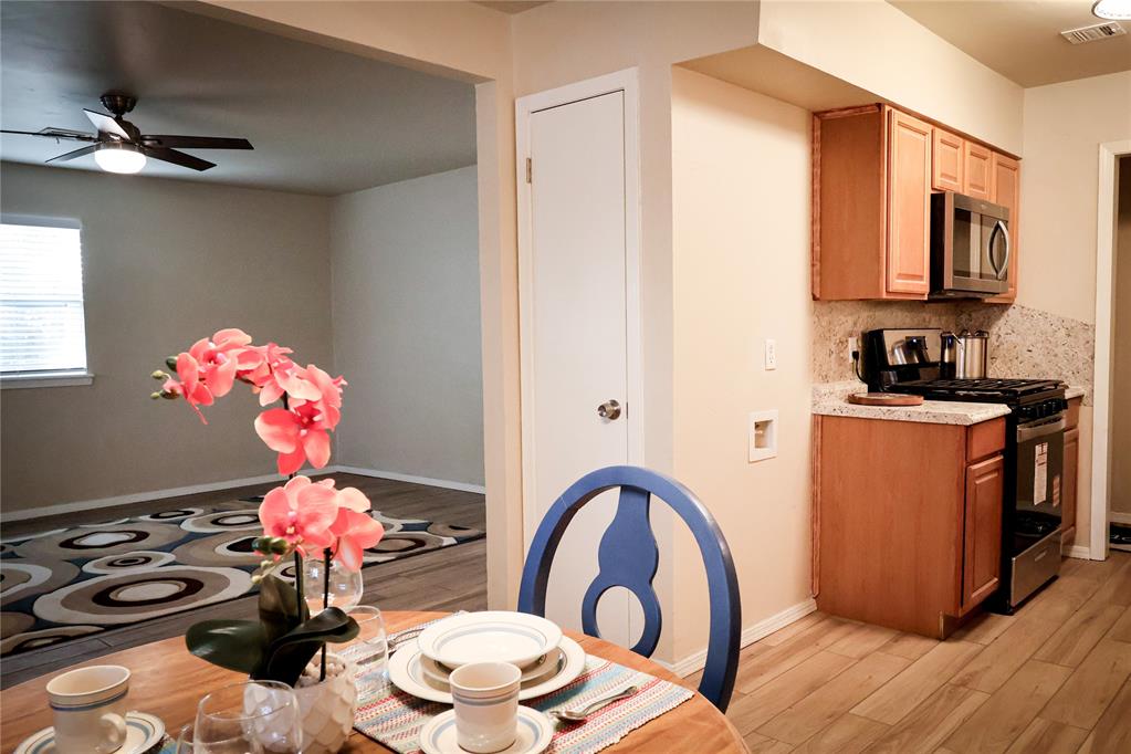 Shawnee, Oklahoma 74801, United States, 4 Bedrooms Bedrooms, ,2 BathroomsBathrooms,Residential,Active,242719