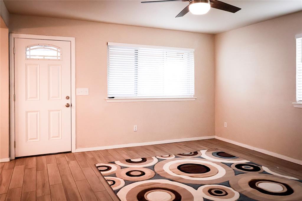 Shawnee, Oklahoma 74801, United States, 4 Bedrooms Bedrooms, ,2 BathroomsBathrooms,Residential,Active,242719