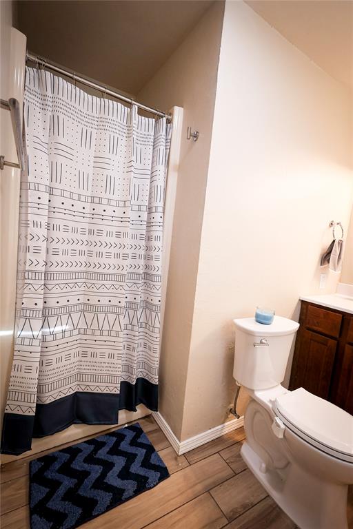 Shawnee, Oklahoma 74801, United States, 4 Bedrooms Bedrooms, ,2 BathroomsBathrooms,Residential,Active,242719