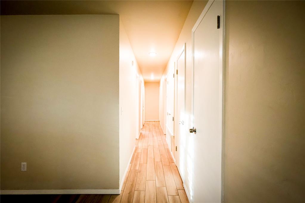 Shawnee, Oklahoma 74801, United States, 4 Bedrooms Bedrooms, ,2 BathroomsBathrooms,Residential,Active,242719