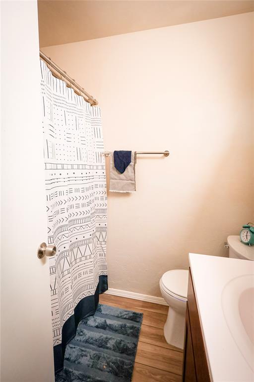 Shawnee, Oklahoma 74801, United States, 4 Bedrooms Bedrooms, ,2 BathroomsBathrooms,Residential,Active,242719