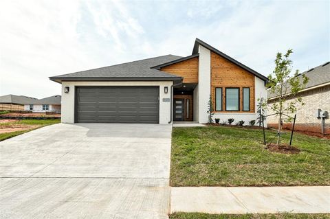 Photo of 4364 Ranchwood Drive, Edmond, OK 73025 (MLS # 1225331)