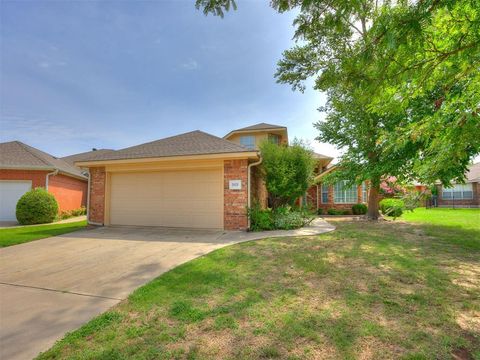 Photo of 969 Pinebrooke Court, Norman, OK 73072 (MLS # 1236744)