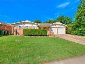 Photo of 218 Tanglewood Drive, Yukon, OK 73099 (MLS # 1244633)