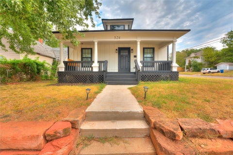 Photo of 524 E Harrison Avenue, Guthrie, OK 73044 (MLS # 1245031)