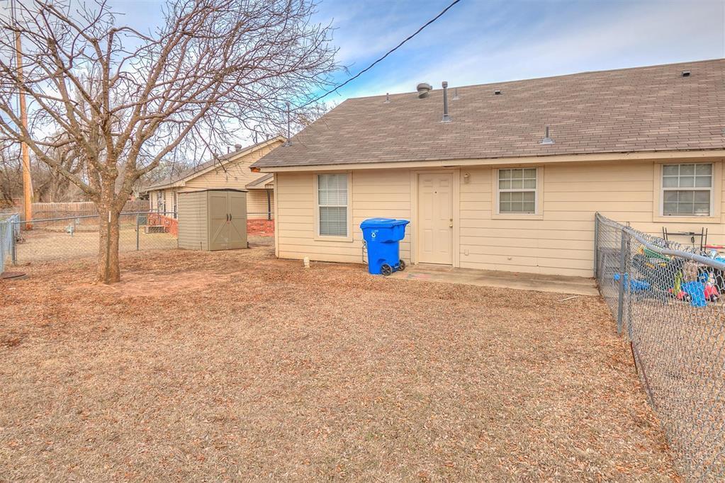 Photo 1 of 13 — 828 Russell Circle, Norman, OK 73071