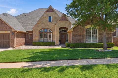 Photo of 1400 NW 192nd Terrace, Edmond, OK 73012 (MLS # 1249000)